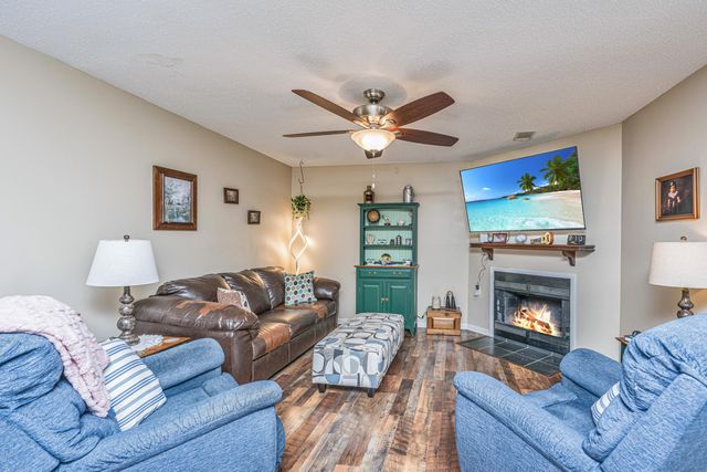 501 Greenmeadow Drive, Goose Creek, SC 29445