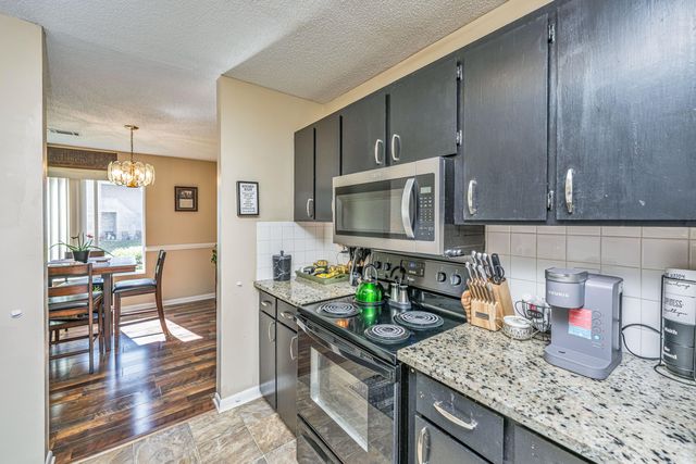 501 Greenmeadow Drive, Goose Creek, SC 29445