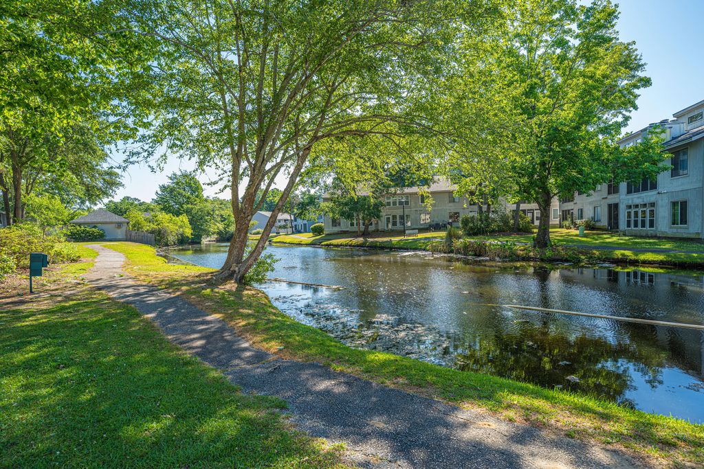 501 Greenmeadow Drive, Goose Creek, SC 29445