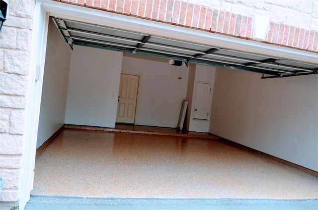 15324 Interlachen DR, Austin, TX 78717