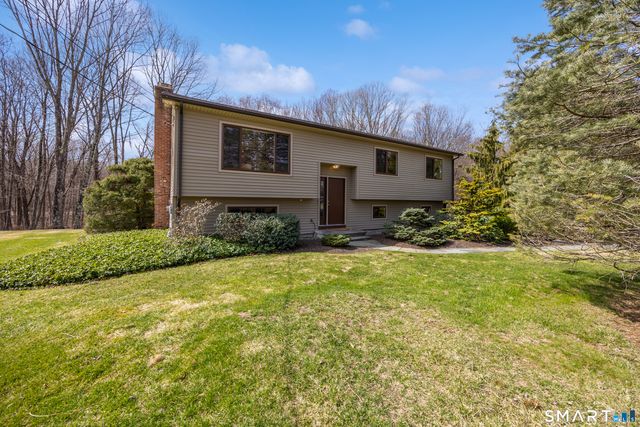 22 Jotham Road, New Milford, CT 06776