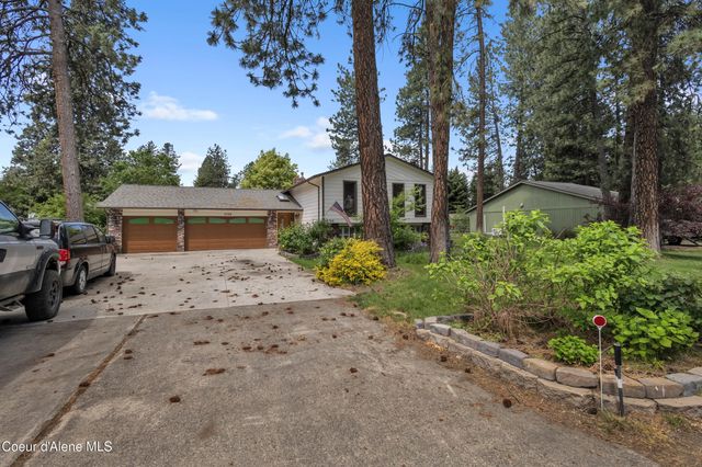 5792 N Parkwood CIR, Coeur D'alene, ID 83815