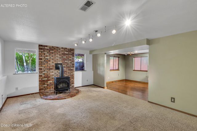 5792 N Parkwood CIR, Coeur D'alene, ID 83815