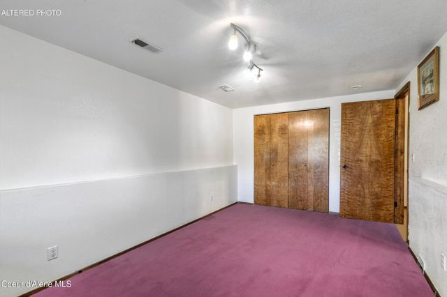 5792 N Parkwood CIR, Coeur D'alene, ID 83815