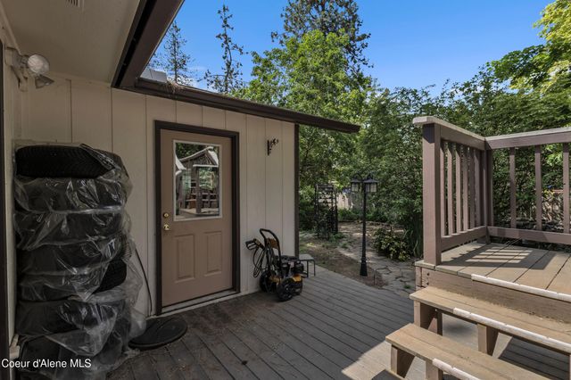 5792 N Parkwood CIR, Coeur D'alene, ID 83815