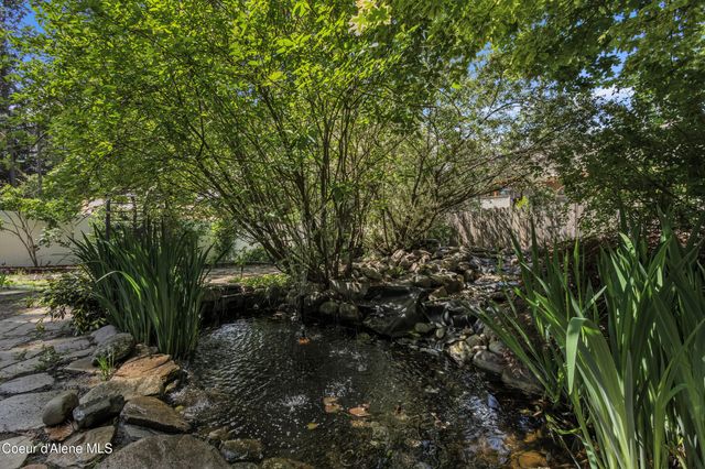 5792 N Parkwood CIR, Coeur D'alene, ID 83815