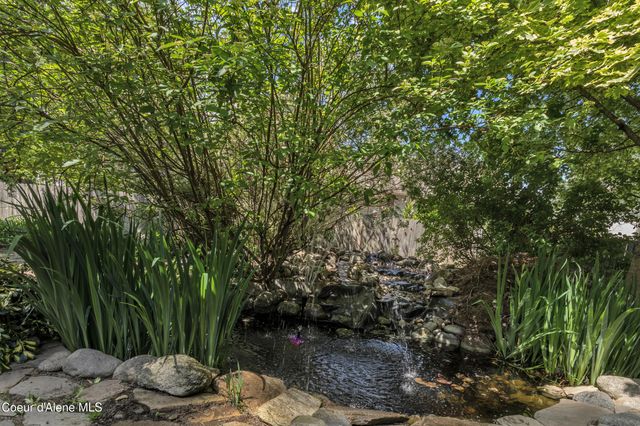 5792 N Parkwood CIR, Coeur D'alene, ID 83815