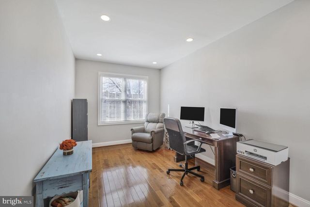 1208 MADISON ST NW, Washington, DC 20011