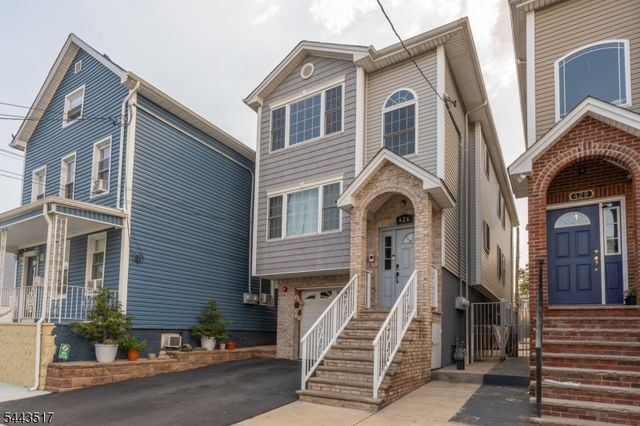 426 Marshall St, Elizabeth City, NJ 07206