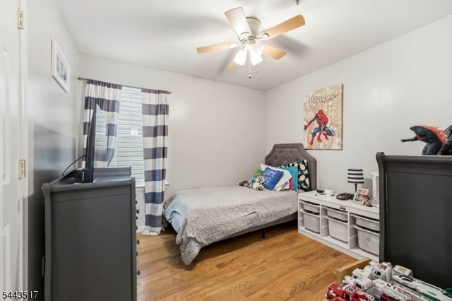 426 Marshall St, Elizabeth City, NJ 07206