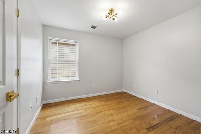 426 Marshall St, Elizabeth City, NJ 07206