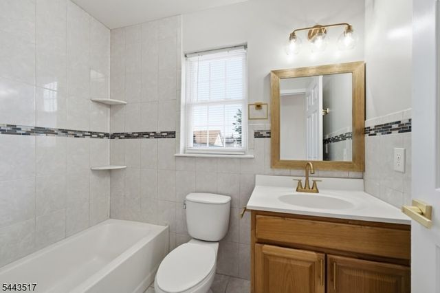 426 Marshall St, Elizabeth City, NJ 07206