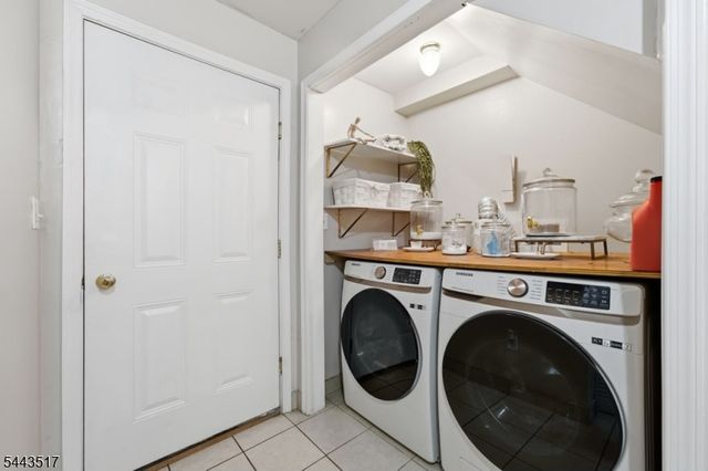 426 Marshall St, Elizabeth City, NJ 07206
