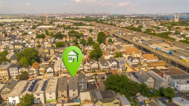 426 Marshall St, Elizabeth City, NJ 07206