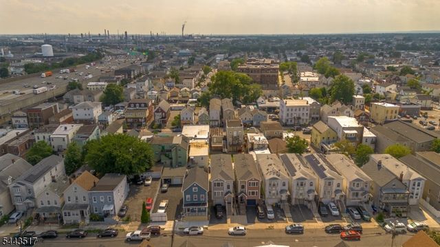 426 Marshall St, Elizabeth City, NJ 07206