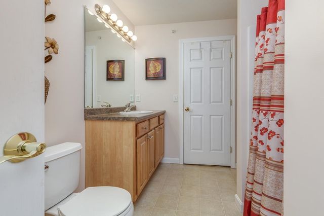 65 Fordway Ext Unit 1305, Derry, NH 03038