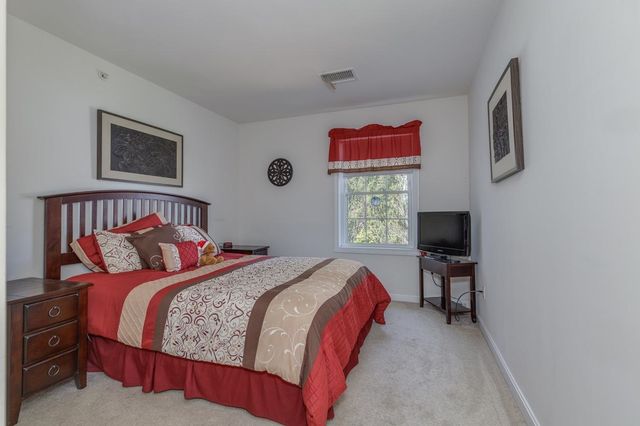 65 Fordway Ext Unit 1305, Derry, NH 03038