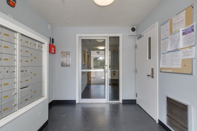 65 Fordway Ext Unit 1305, Derry, NH 03038