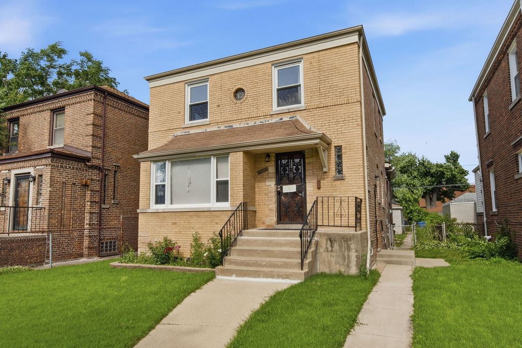 10605 S Normal Avenue, Chicago, IL 60628