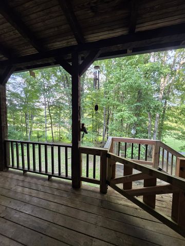 4980 Louise Creek Rd, Cunningham, TN 37052