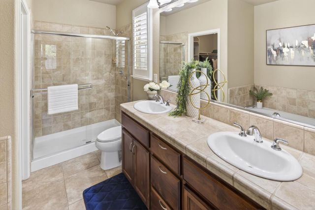 3305 Moscato St, Roseville, CA 95747