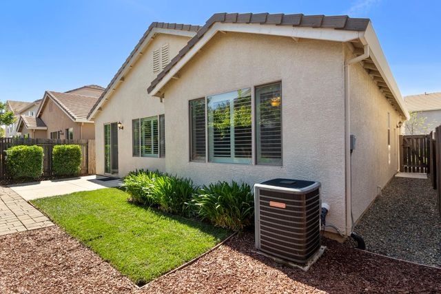 3305 Moscato St, Roseville, CA 95747