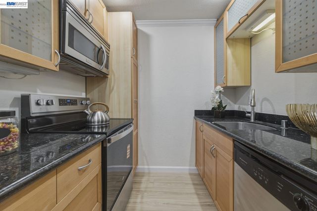 3300 Wolcott Cmn 113, Fremont, CA 94538
