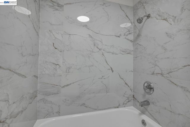 3300 Wolcott Cmn 113, Fremont, CA 94538