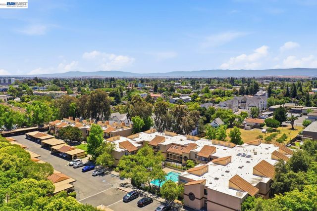 3300 Wolcott Cmn 113, Fremont, CA 94538