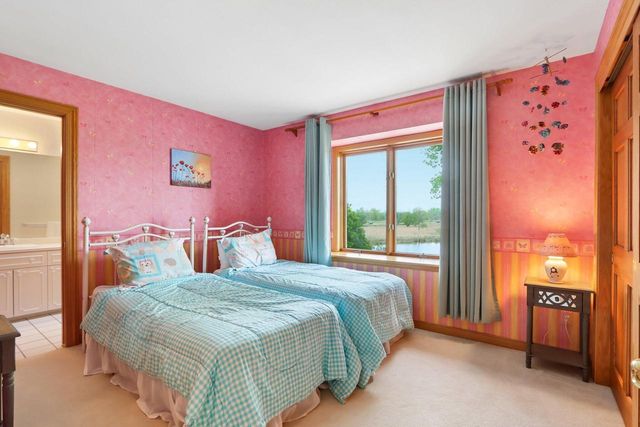 2385 Buckingham PLACE, Brookfield, WI 53045