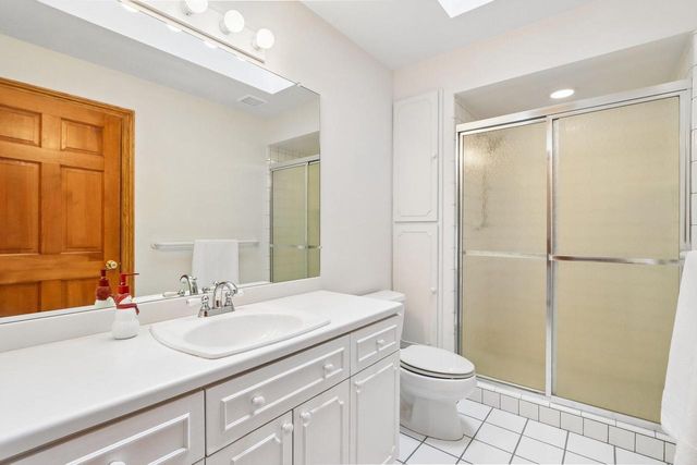 2385 Buckingham PLACE, Brookfield, WI 53045
