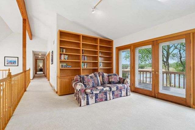 2385 Buckingham PLACE, Brookfield, WI 53045