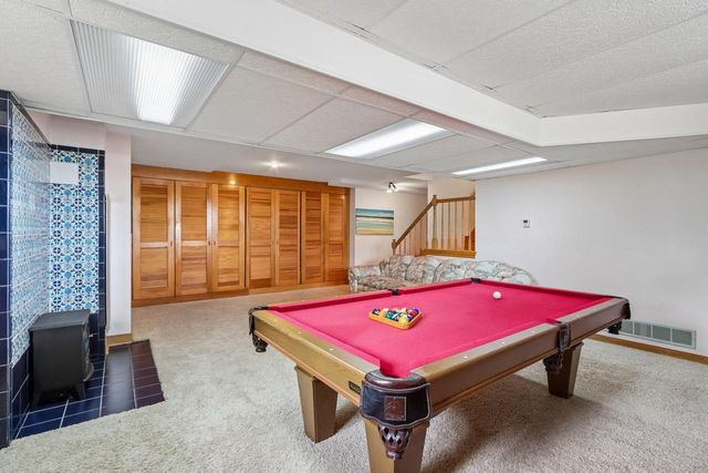 2385 Buckingham PLACE, Brookfield, WI 53045