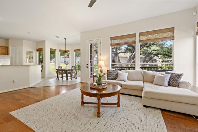 1914 Mulligan DR, Round Rock, TX 78664
