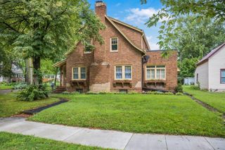 407 13th Street E, Glencoe, MN 55336