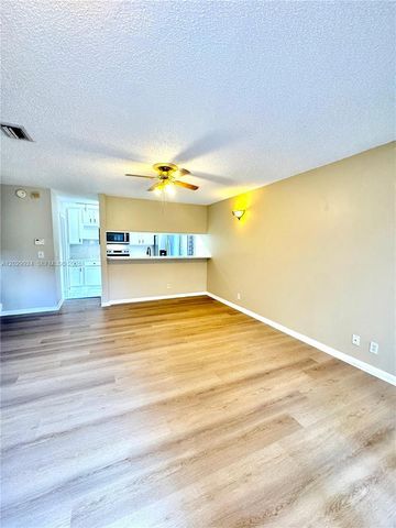 4240 NW 114th Terrace 40, Coral Springs, FL 33065