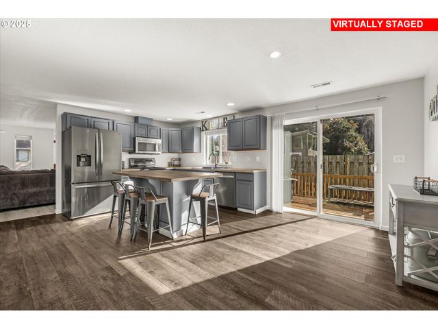 435 Sw FOREST Rd, Estacada, OR 97023