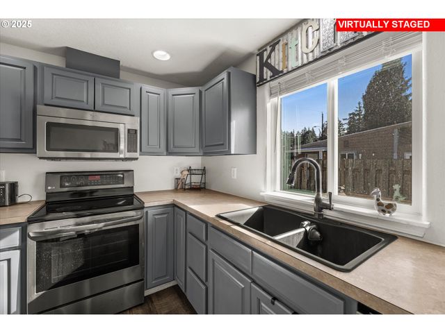 435 Sw FOREST Rd, Estacada, OR 97023