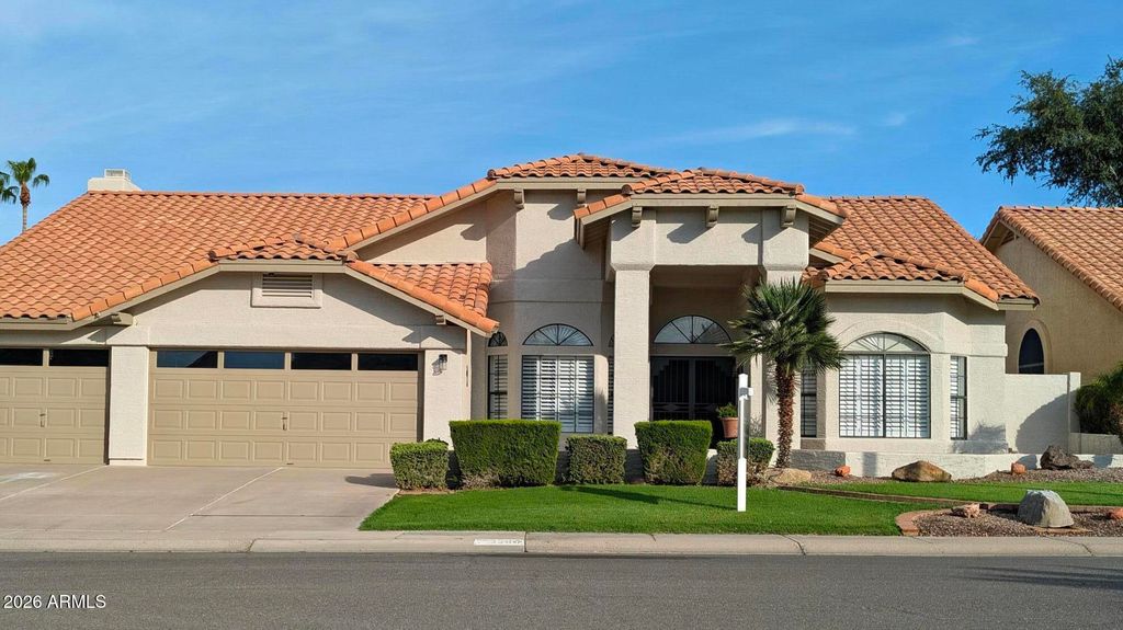 3360 S OLEANDER Drive, Chandler, AZ 85248 — photo 2
