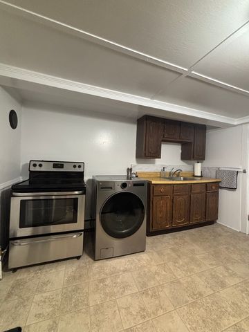 80 Colony Street, Ansonia, CT 06401