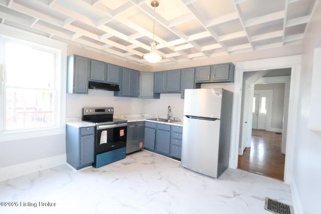 125 Northwestern Pkwy, Louisville, KY 40212