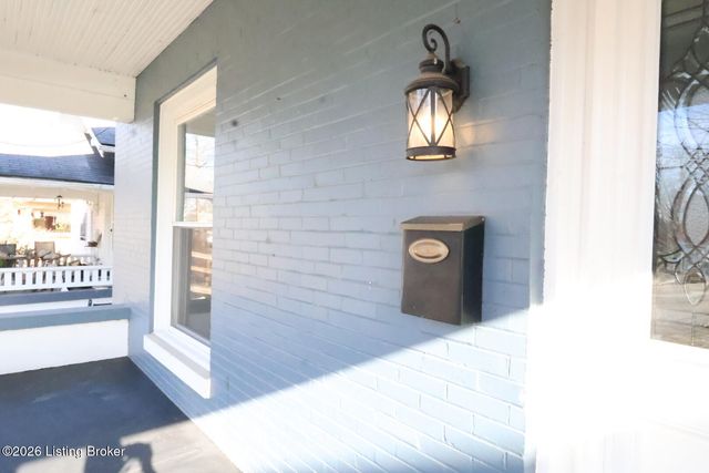 125 Northwestern Pkwy, Louisville, KY 40212