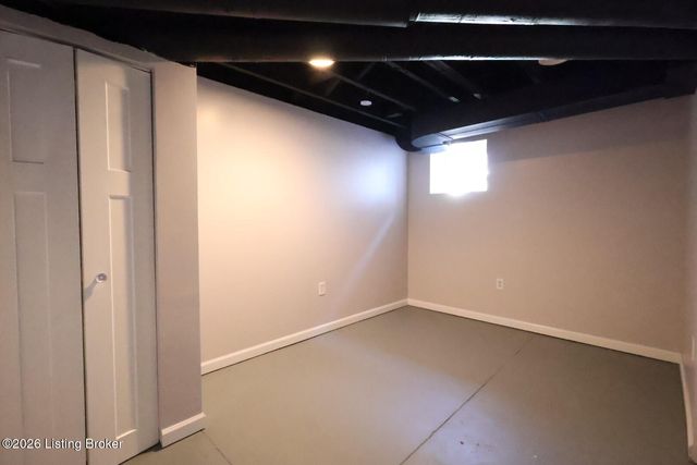 125 Northwestern Pkwy, Louisville, KY 40212