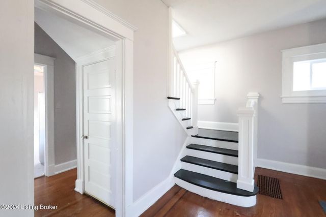 125 Northwestern Pkwy, Louisville, KY 40212