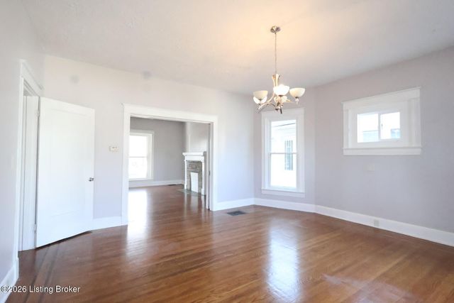 125 Northwestern Pkwy, Louisville, KY 40212