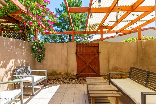 8241 N CENTRAL Avenue 18, Phoenix, AZ 85020