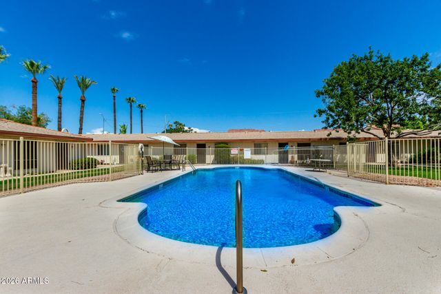 8241 N CENTRAL Avenue 18, Phoenix, AZ 85020