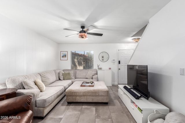 8241 N CENTRAL Avenue 18, Phoenix, AZ 85020