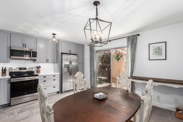 8241 N CENTRAL Avenue 18, Phoenix, AZ 85020