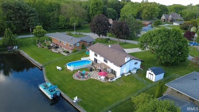 54141 Eastview Drive, Bristol, IN 46507